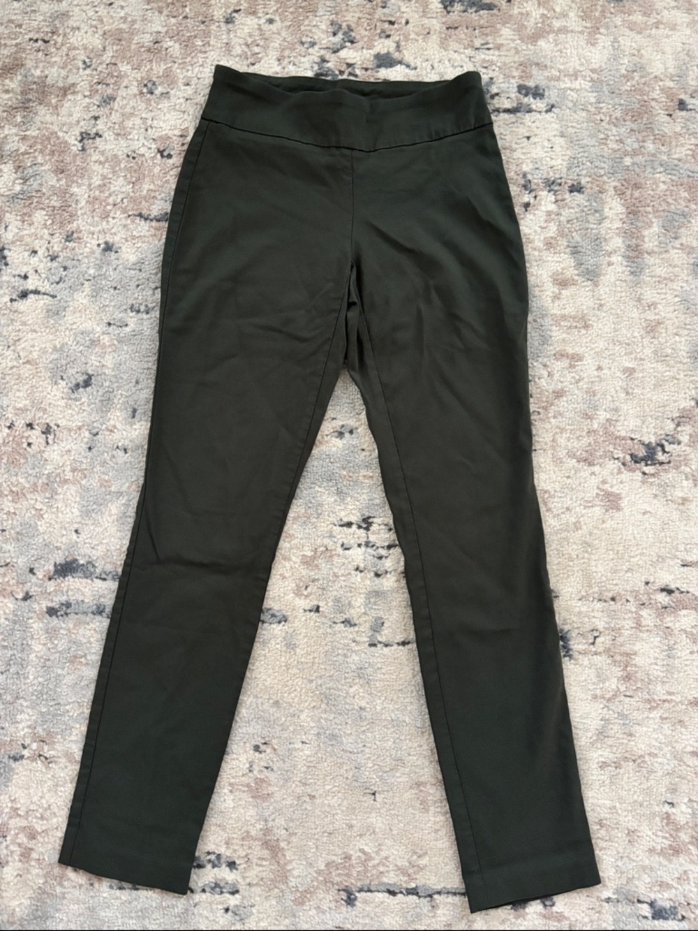 Women’s Van Heusen Stretch Dress Pants in Dark Green size 2